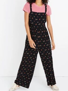 Madewell Black Smocked Crop Jumpsuit in Flower Toss